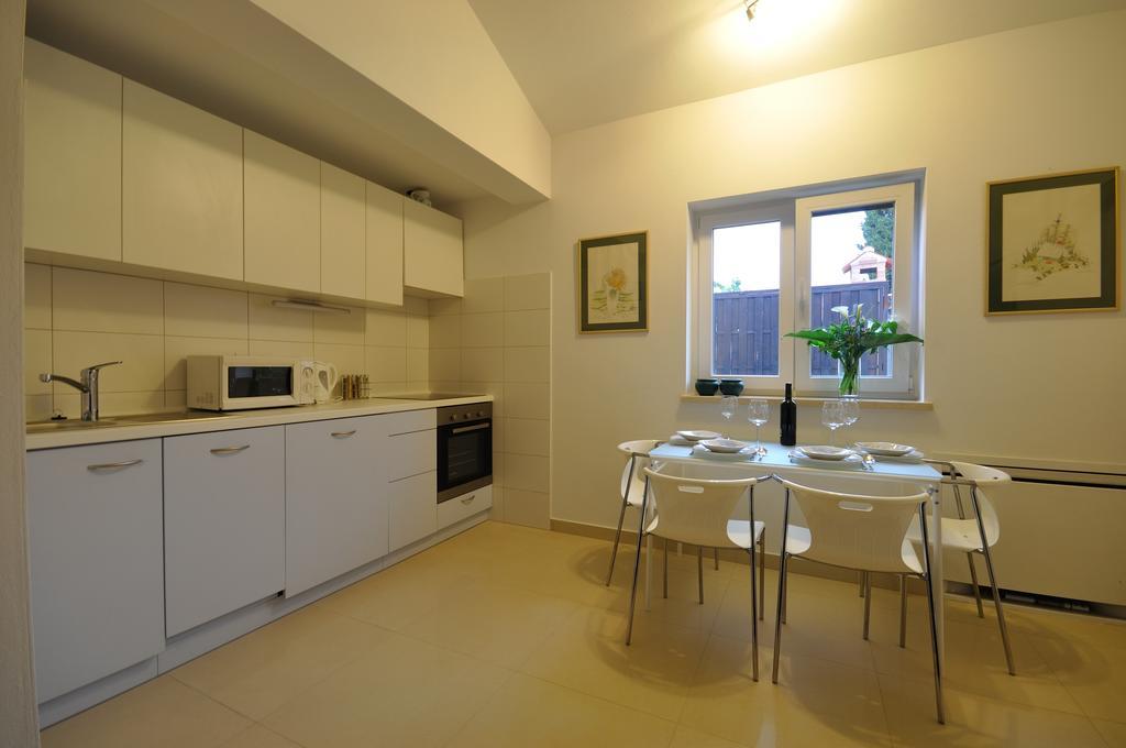 Apartmani Val Пула Екстер'єр фото